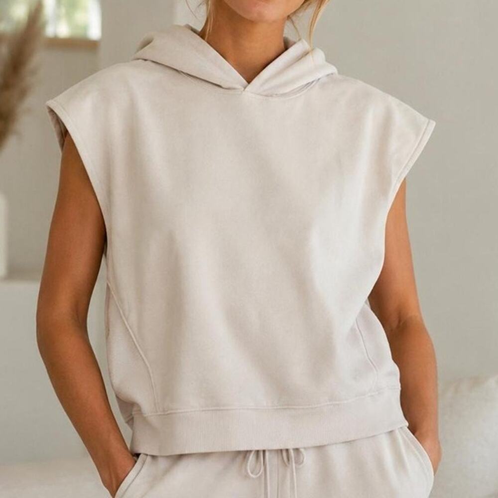 Alo Yoga Headliner Cropped Shoulder Pad Sleeveless Hoodie Ivory Size Small